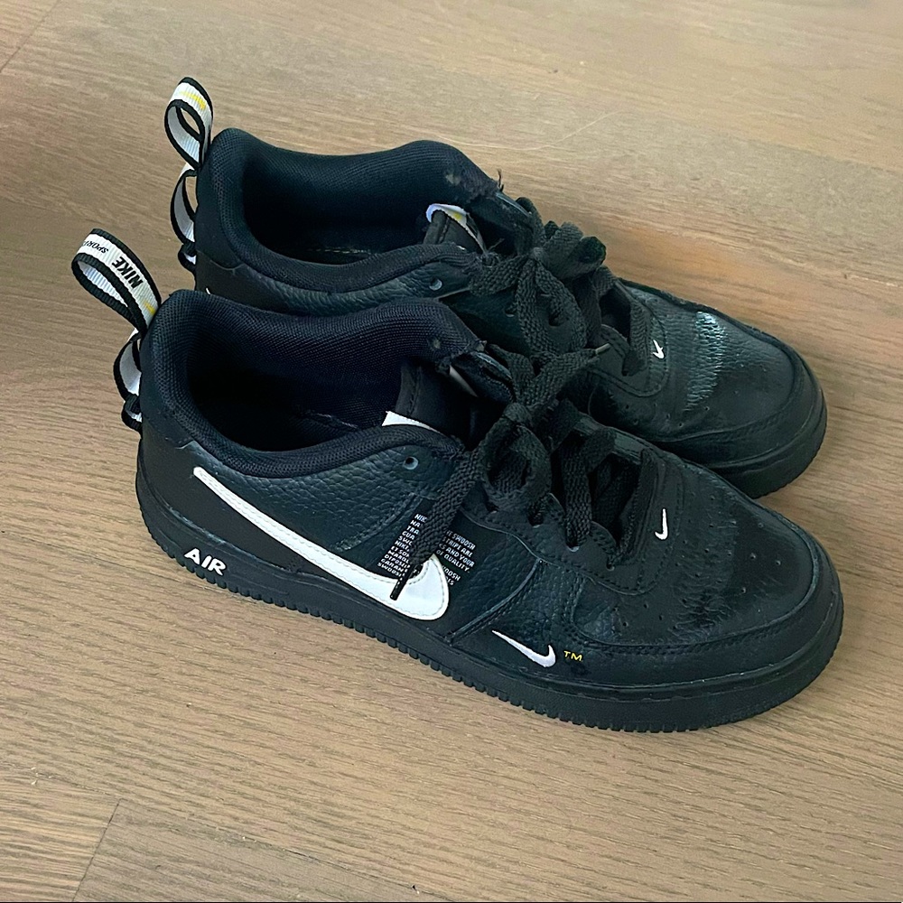 Nike Air Force 1 Low Utility Black - Good Condition
